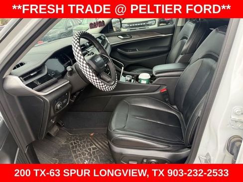 Used 2022 Jeep Grand Cherokee Limited 4xe image 10