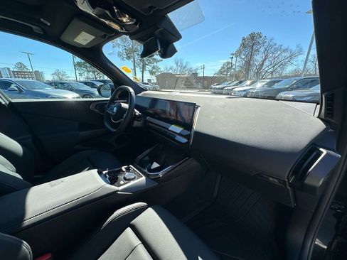 Certified 2025 BMW X3 xDrive30i w/ Convenience Package image 28