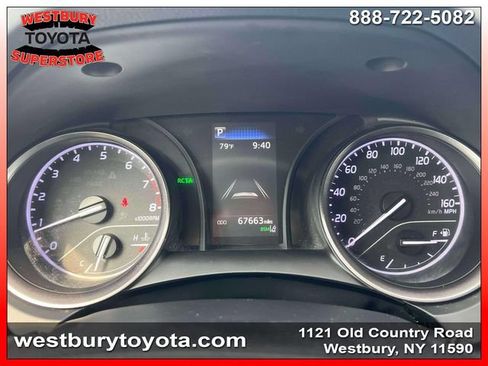 Used 2022 Toyota Camry SE w/ Cold Weather Package FWD image 27
