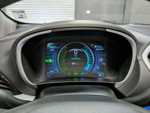 Used 2018 Chevrolet Volt LT image 17