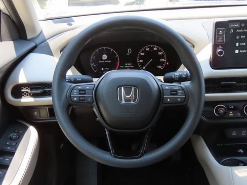 New 2026 Honda HR-V LX image 18