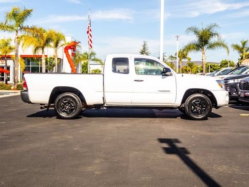Used 2010 Toyota Tacoma 2WD Access Cab image 15