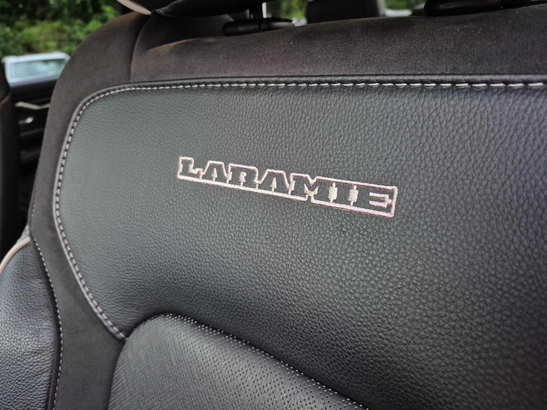 Used 2023 RAM 1500 Laramie AWD/4WD image 33