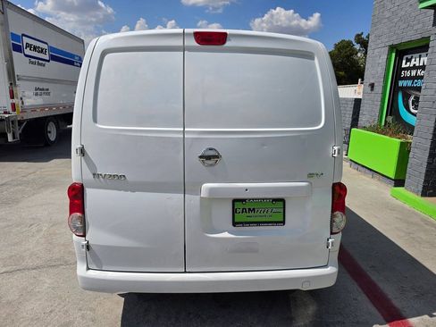 Used 2017 Nissan NV200 SV w/ Technology Package FWD image 14
