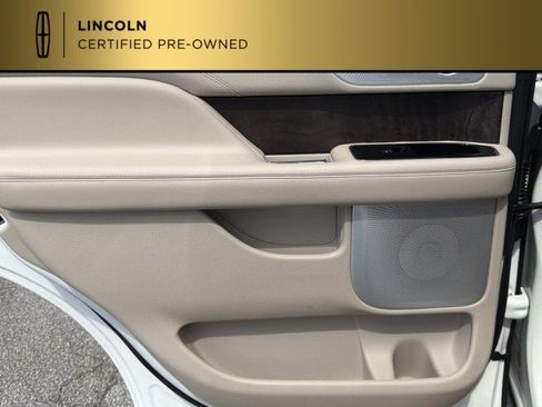 Certified 2021 Lincoln Navigator Reserve w/ Luxury Package AWD/4WD image 22