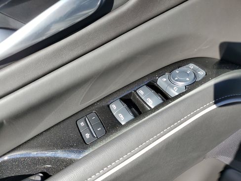 Certified 2024 Cadillac Escalade Premium Luxury Platinum image 16