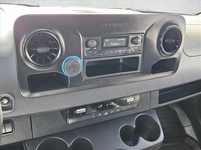 Used 2019 Mercedes-Benz Sprinter 1500 image 14