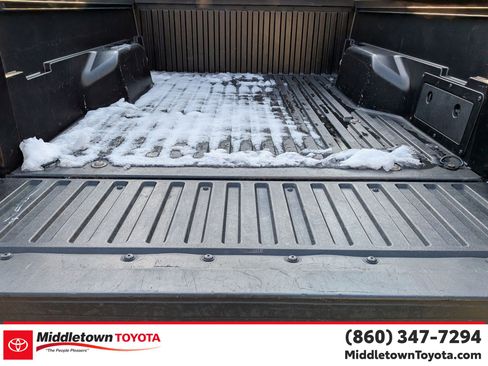 Certified 2021 Toyota Tacoma SR5 image 31