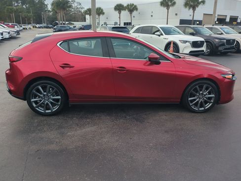 Used 2021 MAZDA MAZDA3 s image 3