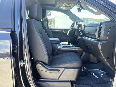 Used 2023 Chevrolet Silverado 1500 RST w/ Z71 Off-Road Package image 26