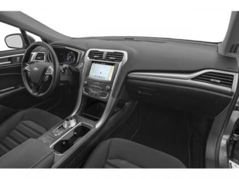 Used 2019 Ford Fusion SE w/ Equipment Group 151A image 15