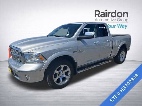 Used 2017 RAM 1500 Laramie AWD/4WD image 3