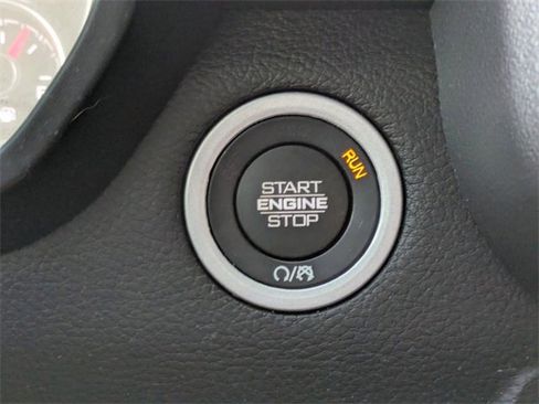 Used 2023 RAM 1500 Big Horn image 32