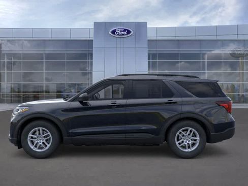 New 2026 Ford Explorer Active w/ Active Comfort Package RWD image 3
