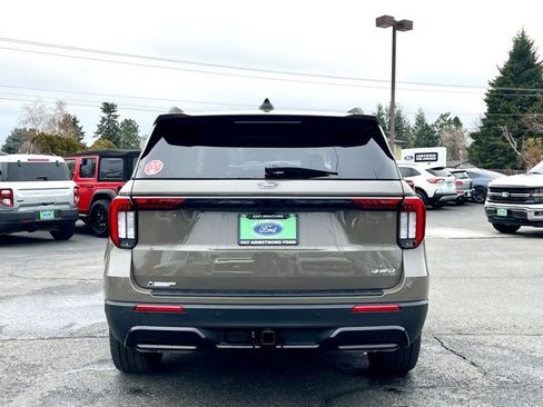 New 2026 Ford Explorer ST-Line w/ ST-Line Street Pack image 4