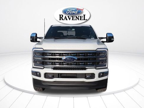 Used 2024 Ford F250 Platinum AWD/4WD image 9
