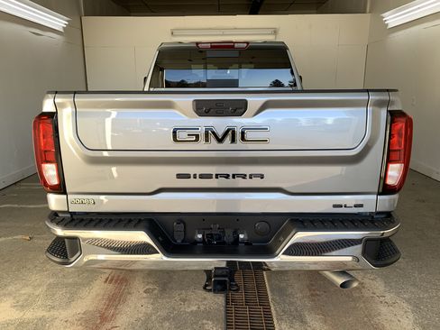 New 2026 GMC Sierra 2500 SLE image 5