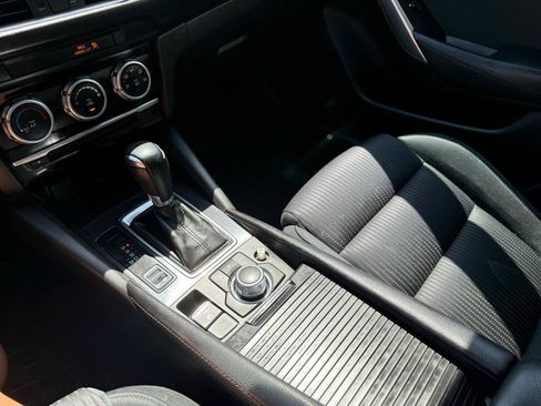 Used 2017 MAZDA MAZDA6 Sport image 12