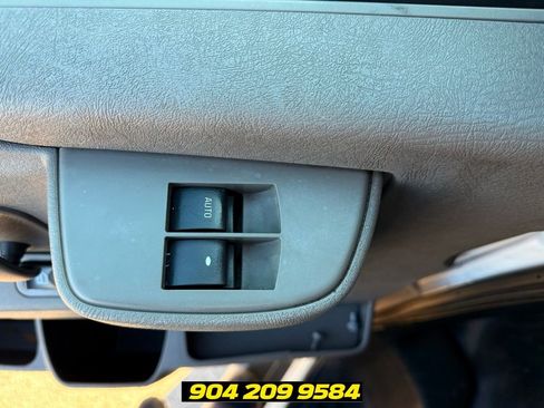 Used 2019 Chevrolet Express 2500 w/ Driver Convenience Package RWD image 14