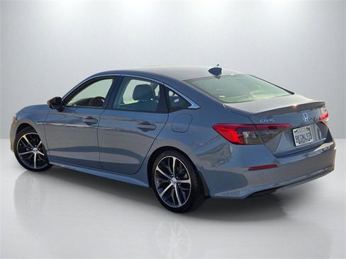 Used 2024 Honda Civic Touring image 6