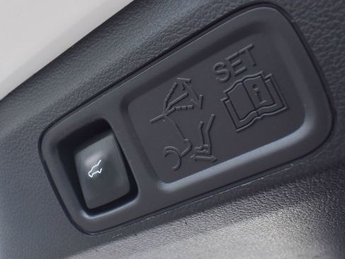 Used 2020 Ford Expedition Max Platinum AWD/4WD image 31
