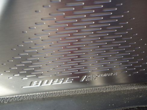 Used 2024 GMC Acadia Denali w/ Super Cruise Package image 22