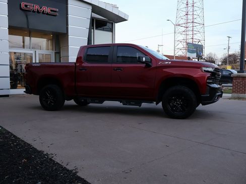 Used 2021 Chevrolet Silverado 1500 LT Trail Boss w/ Convenience Package II image 9