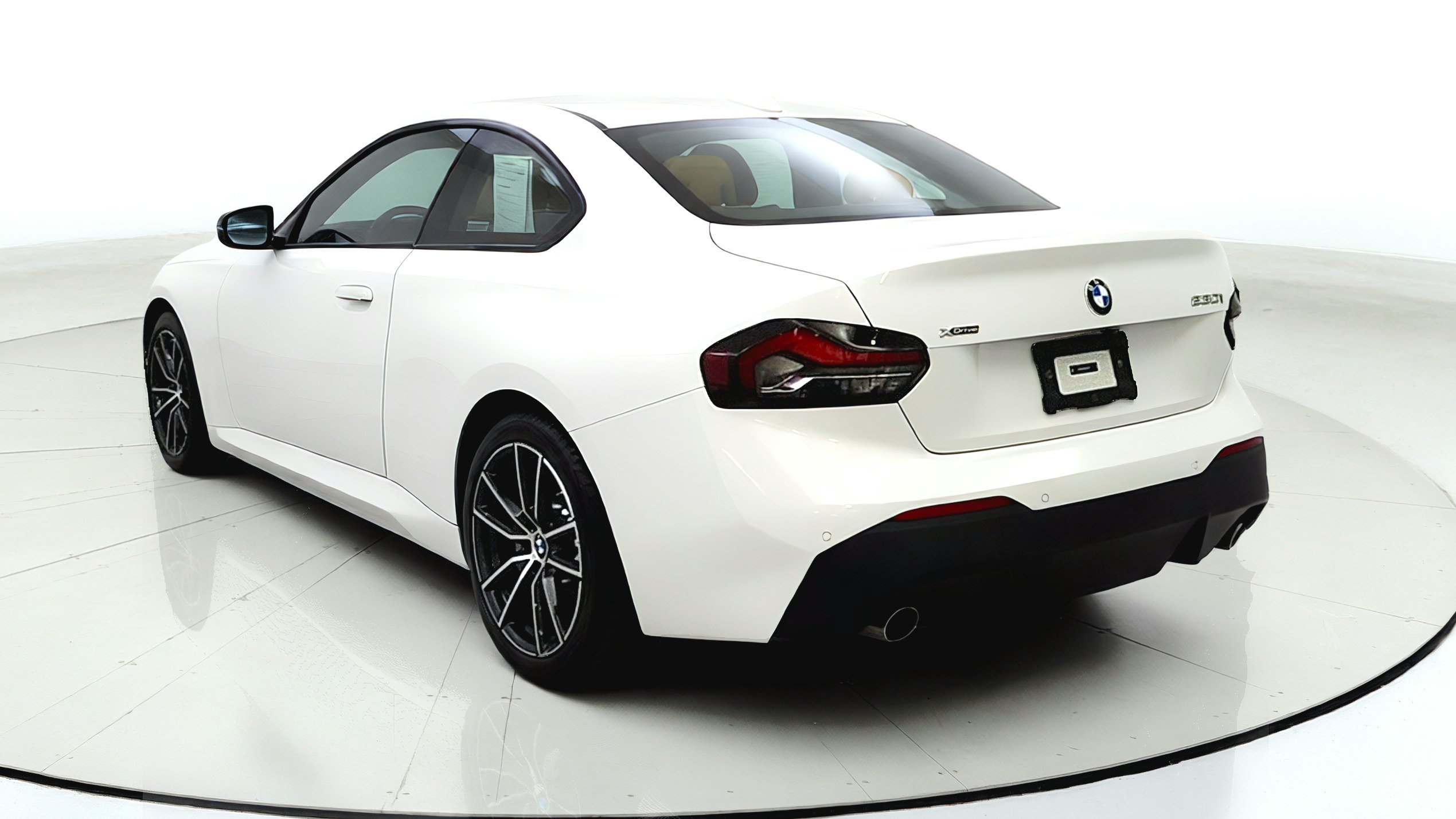 Used 2023 BMW 230i xDrive Coupe w/ Convenience Package AWD/4WD image 5