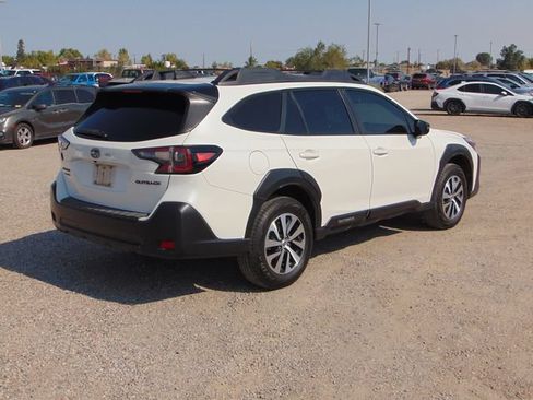 Used 2024 Subaru Outback Onyx Edition AWD/4WD image 4