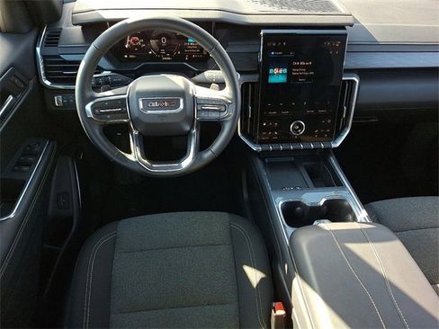 Certified 2025 GMC Acadia Elevation image 11