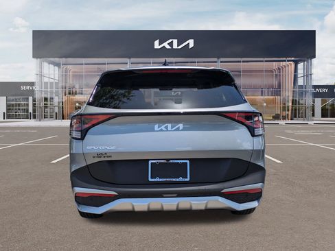 Certified 2025 Kia Sportage EX FWD image 5