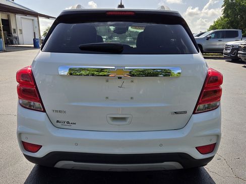 Used 2018 Chevrolet Trax Premier FWD image 4