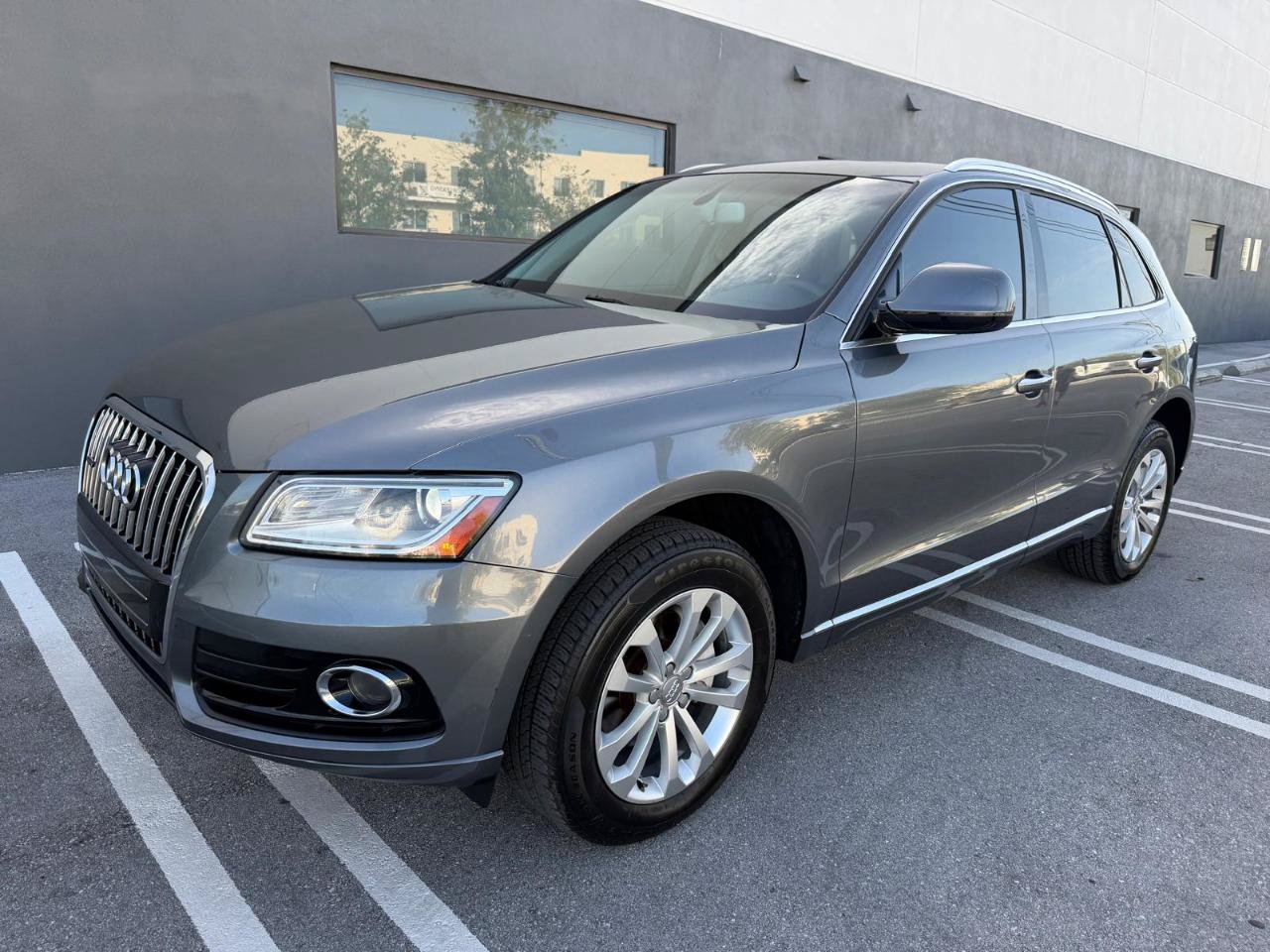 Used 2016 Audi Q5 2.0T Premium w/ Audi MMI Navigation Plus AWD/4WD image 3