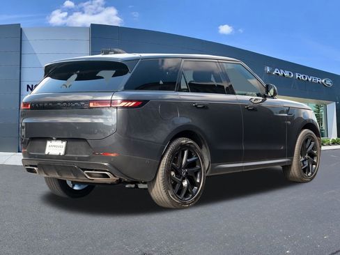Certified 2024 Land Rover Range Rover Sport SE AWD/4WD image 4