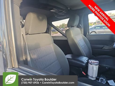 Used 2012 Jeep Wrangler Sport AWD/4WD image 9