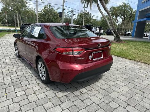 Used 2024 Toyota Corolla LE FWD image 33