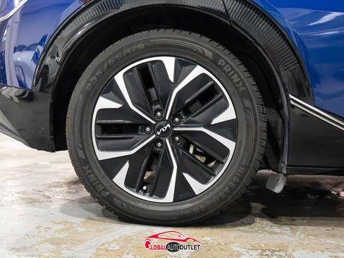 Used 2022 Kia EV6 Wind image 11