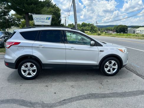 Used 2014 Ford Escape SE w/ Equipment Group 201A FWD image 11
