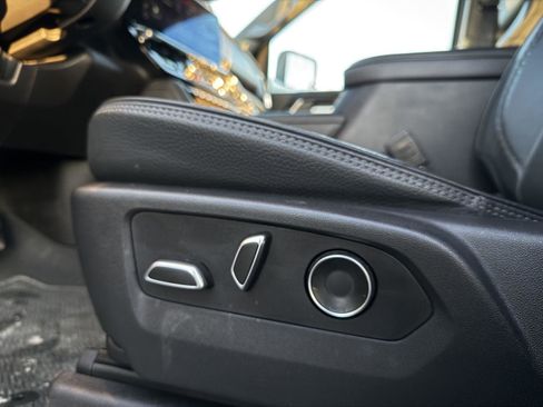 Used 2024 GMC Sierra 2500 Denali w/ Technology Package image 15