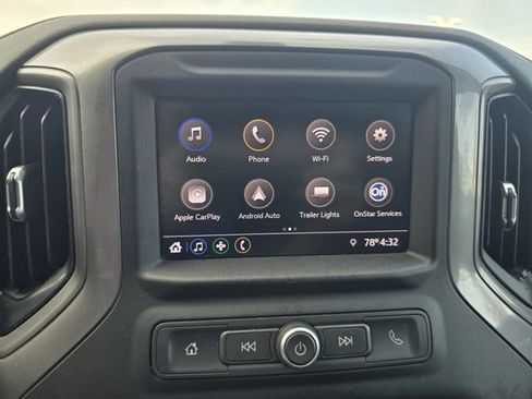 Used 2020 Chevrolet Silverado 2500 Custom w/ Custom Value Package AWD/4WD image 23