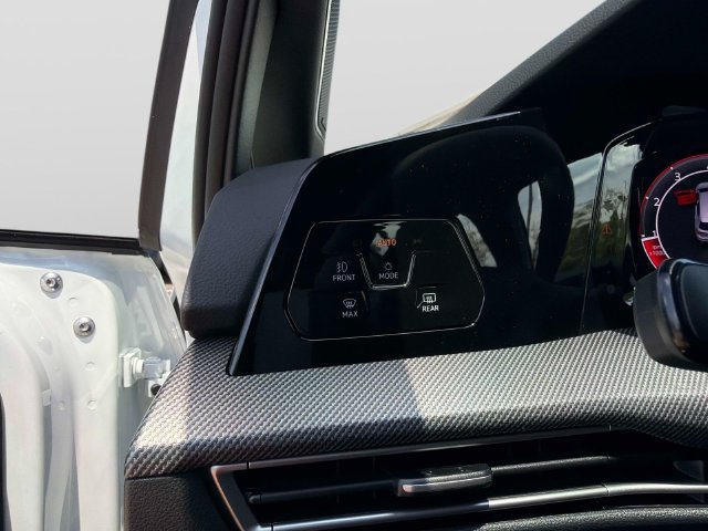 New 2026 Volkswagen GTI SE FWD image 28