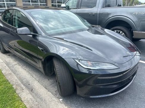 Used 2024 Tesla Model 3 Standard Range RWD image 2