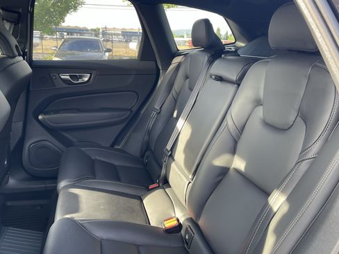 Used 2025 Volvo XC60 T8 Ultra w/ Climate Package AWD/4WD image 14
