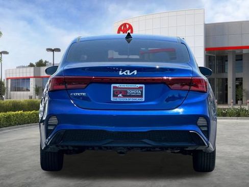 Used 2022 Kia Forte LXS FWD image 5