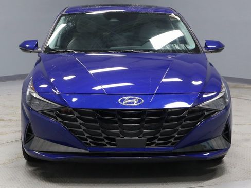 Certified 2023 Hyundai Elantra Limited image 5