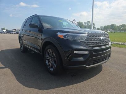 Used 2024 Ford Explorer XLT w/ Equipment Group 202A