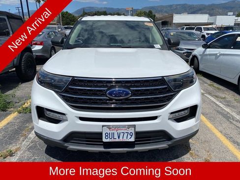 Used 2020 Ford Explorer XLT w/ Equipment Group 202A RWD image 2