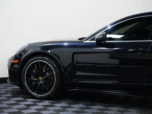 Used 2018 Porsche Panamera 4S AWD/4WD image 19