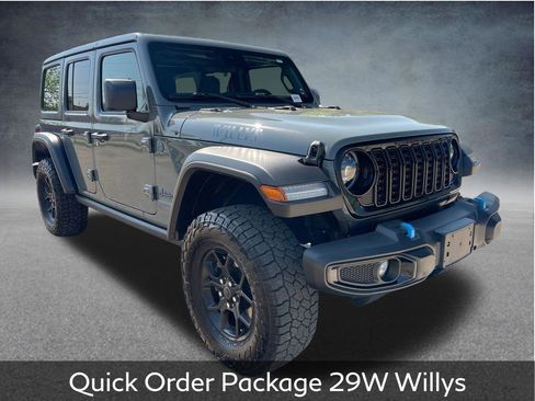 Used 2024 Jeep Wrangler Unlimited AWD/4WD image 2