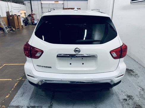 Used 2019 Nissan Pathfinder S FWD image 8